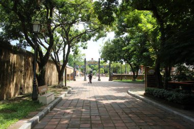 16 Eylül 2025. Hue, Vietnam.Hue Kalesi, Vietnam 'ın son feodal hanedanı. Hue kalesini ziyaret eden turistler