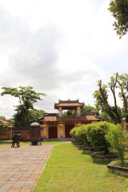 16 Eylül 2025. Hue, Vietnam.Hue Kalesi, Vietnam 'ın son feodal hanedanı. Hue kalesini ziyaret eden turistler