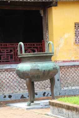 16 Eylül 2025. Hue, Vietnam.Hue Kalesi, Vietnam 'ın son feodal hanedanı. Hue kalesini ziyaret eden turistler