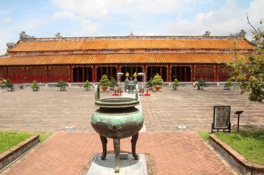 16 Eylül 2025. Hue, Vietnam.Hue Kalesi, Vietnam 'ın son feodal hanedanı. Hue kalesini ziyaret eden turistler