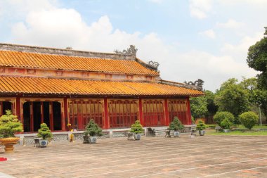 16 Eylül 2025. Hue, Vietnam.Hue Kalesi, Vietnam 'ın son feodal hanedanı. Hue kalesini ziyaret eden turistler