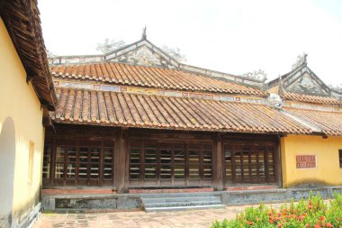 16 Eylül 2025. Hue, Vietnam.Hue Kalesi, Vietnam 'ın son feodal hanedanı. Hue kalesini ziyaret eden turistler