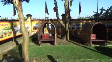 1 Ocak 2026. Hong Bang, Hai Phong, Vietnam. Asya 'da bir tapınağa katılan insanlar. Asya 'da geleneksel bir tapınak sahnesi