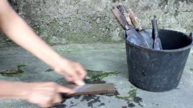 kadın bileme bıçak