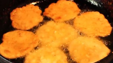 Mısır ekmeği yapmak