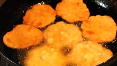 Mısır ekmeği yapmak