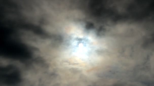  Le soleil brille 