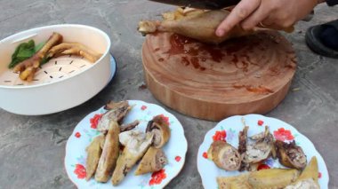 haşlanmış tavuk kesim