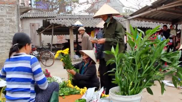 Peole asiático en el mercado rural — Vídeos de Stock