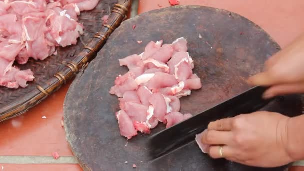 Grupo de pessoas fazer comida tradicional — Vídeo de Stock