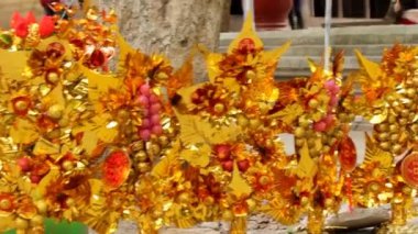 Ölülerin Asya için hediyeler