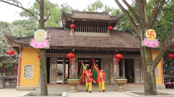 Group of Asian people attend folk festivals — Stock Video