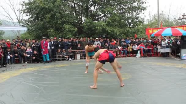 摔跤运动员在全国搏斗中竞争 — 图库视频影像
