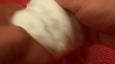 bir greyfurt peeling eller