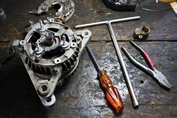 Reparação ainda vida de peças de motor — Fotografia de Stock