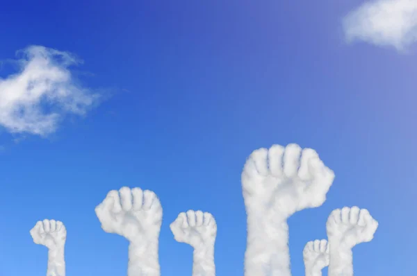 Forma Nuvens Mãos Levantadas Punho Céu Azul Conceito Movimento Sindical — Fotografia de Stock