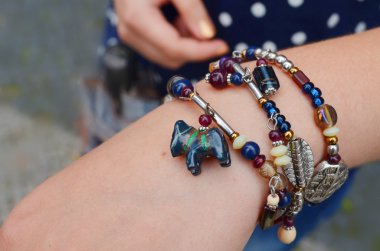 kolye, bilezik, el yapımı süsler