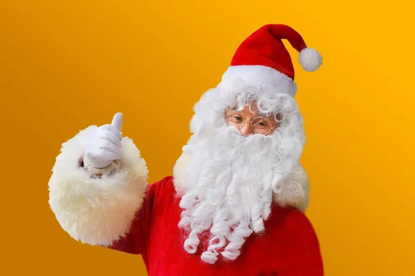 Idoso Santa Claus Terno Com Barba Branca Parabeniza Crianças Adultos — Fotografia de Stock