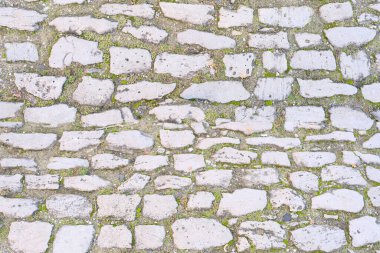 Tasarımcı için eski taş yolun pürüzsüz dokusu, kaba gri arka plan, antik Avrupa mimarisi konsepti, turizm, seyahat