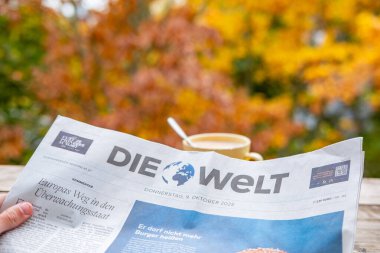 Yeni Engelbert Strauss güvenlik botları güçlendirilmiş ayak parmağı kutusu, koruma, dayanıklılık ve profesyonel iş kıyafeti, endüstriyel güvenlik, kaliteli işçilik, güvenlik ekipmanları, Frankfurt - 16 Ekim 2025 