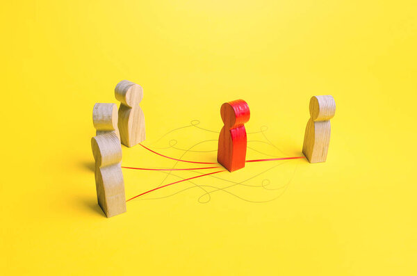 Красный человек посредник между людьми. Обеспечение связи между сторонами переговорного процесса. Представитель интересов, секретарь, доверенное лицо. Защитник. Конструктивный диалог, переводчик