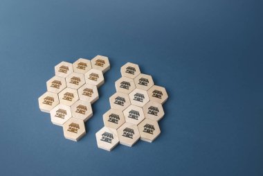 İşletme mağazaları grubu ikiye ayrılır. Sahipler arasında bölme. Kısmi mülkiyet satışı. Halka arz. Ticari bir imparatorluğun genişlemesi. Birleşiyor. Rakiplerin emilimi