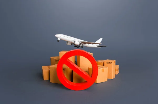 Avión Carga Cajas Símbolo Prohibición Roja Embargo Prohibición Los Aviones — Foto de Stock