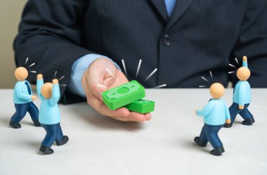 Ofis çalışanları teklife akın ediyor. İmza bonusuyla adayları cezbediyor. Yetenek edinme stratejisi, işsizlik tepkisi ve rekabetçi işe alım teşvikleri. İşveren damgası