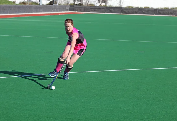 Vrouw hockeyspeler — Stockfoto