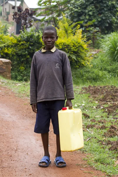 Afrykański chłopak w Rwandzie — Zdjęcie stockowe