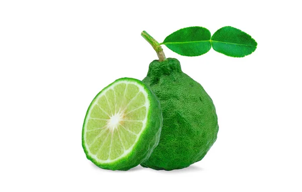 Bergamot meyvesi. Ekşi meyve. Güzellik tedavisinde kullanılacak bir kozmetik ürünü..