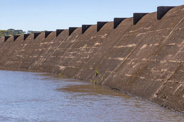 Salto Dam Met Bos Rotsen Sao Francisco Paula Rio Grande — Stockfoto