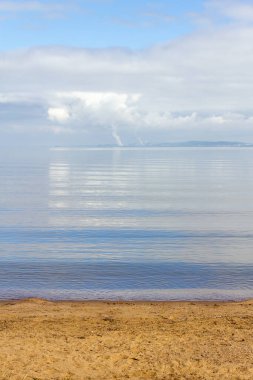 Guaiba gölü kıyıları, dalgalar ve kumla, Porto Alegre, Rio Grande do Sul, Brezilya