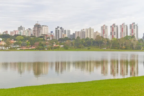 Parque Birigui en Curitiba, Paraná, Brasil . —  Fotos de Stock