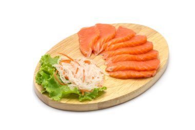 Ahşap zemin üzerine somon ve beyaz adam üzerinde izole dilimlenmiş