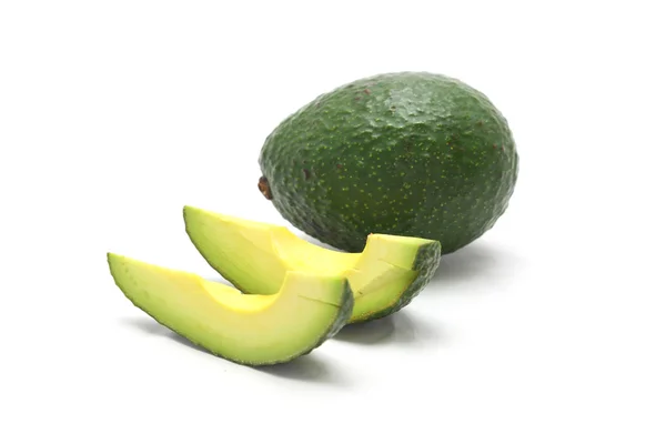 Avocado geïsoleerd op een witte achtergrond — Stockfoto