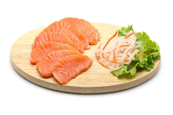 Gesneden zalm geïsoleerd op witte achtergrond — Stockfoto