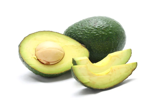 Avocado isoliert auf weißem Hintergrund — Stockfoto