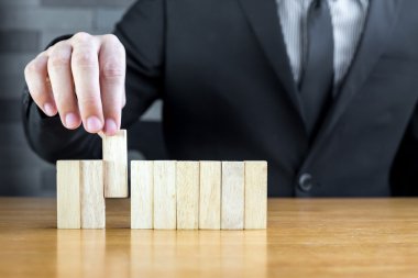 Seçme ahşap blok, işe alım kavramı işadamı