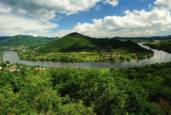 Zoek de rivier — Stockfoto