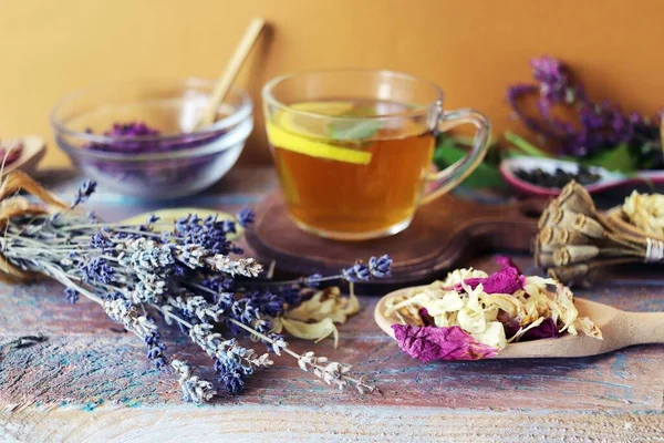Herbal Tea Lemon Dry Petals Useful Flowers Wooden Table — Stockfoto