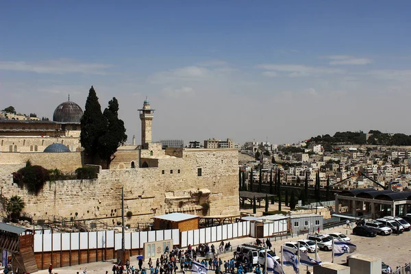 エルサレム イスラエル 2020年12月5日 旧エルサレムの嘆きの壁 エルサレムの旧市街から街の眺め 嘆きの壁の側から東エルサレムのシルワン地区 — ストック写真