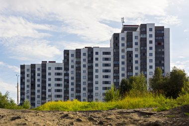 Yeni modern bina atık-zemin