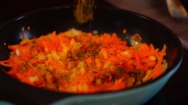 Sebzeler lezzet için baharat