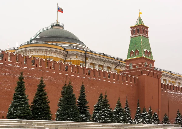 Parede Tijolo Vermelho Com Uma Torre Praça Vermelha Moscou Capital — Fotografia de Stock