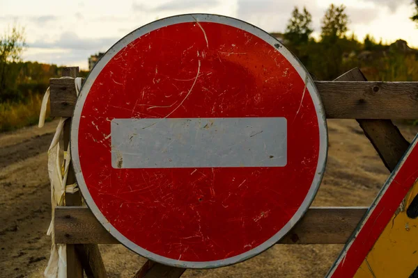 Ancien Panneau Interdisant Circulation Avant Sur Route — Photo