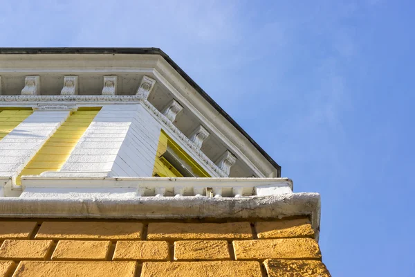 Architectural details of the old house — Stock Photo, Image