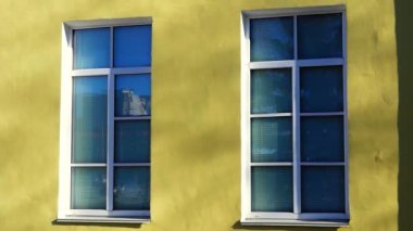 İki bina windows yansıması