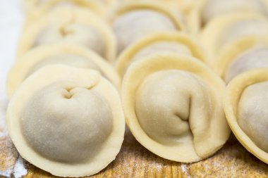 Lezzetli Sibirya tortellini