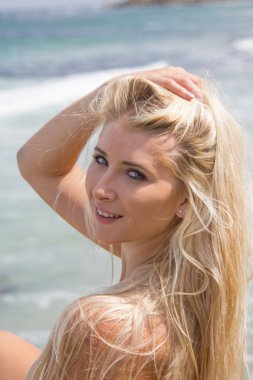 Duygu mutlu açık havada